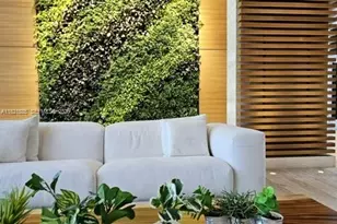 16385 Biscayne Blvd, North Miami Beach, FL 33160 - Photo 21