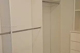 16385 Biscayne Blvd, North Miami Beach, FL 33160 - Photo 7