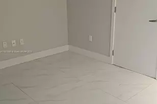 16385 Biscayne Blvd, North Miami Beach, FL 33160 - Photo 5