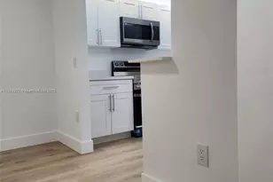 12755 SW 16th Ct, Pembroke Pines, FL 33027 - Photo 7