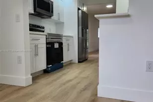 12755 SW 16th Ct, Pembroke Pines, FL 33027 - Photo 9