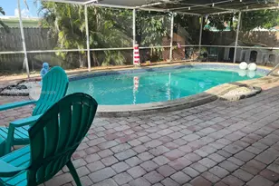 7110 SW 11th St, Pembroke Pines, FL 33023 - Photo 31