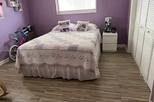 7110 SW 11th St, Pembroke Pines, FL 33023 - Photo 17