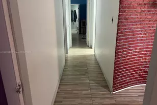 7110 SW 11th St, Pembroke Pines, FL 33023 - Photo 19