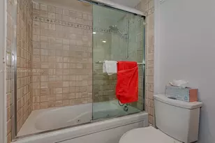 2301 Collins Ave, Miami Beach, FL 33139 - Photo 27