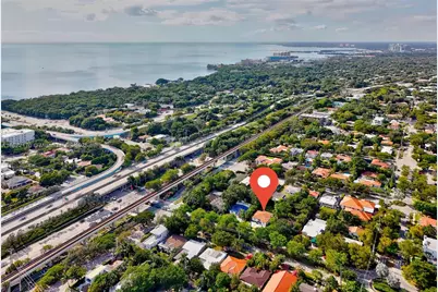 130 SW 25th Rd, Miami, FL 33129 - Photo 37