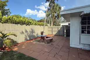 205 SW 21st Way, Fort Lauderdale, FL 33312 - Photo 21