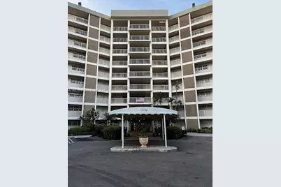 3090 N Course Dr #807, Pompano Beach, FL 33069 - Photo 1