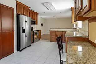 1110 NW 108th Ave, Plantation, FL 33322 - Photo 19