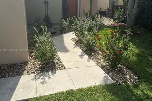 1110 NW 108th Ave, Plantation, FL 33322 - Photo 3