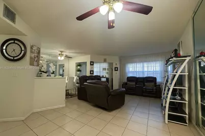 12500 SW 5th Ct #112M, Pembroke Pines, FL 33027 - Photo 7