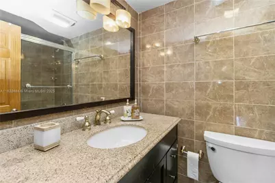 100 Lincoln Rd #811, Miami Beach, FL 33139 - Photo 17