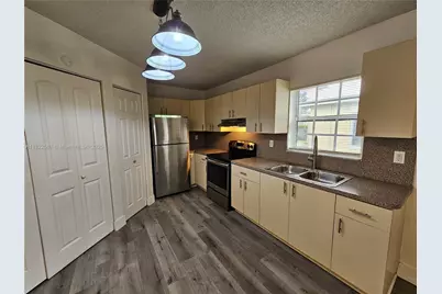 800 NW 15th Ave, Fort Lauderdale, FL 33311 - Photo 5