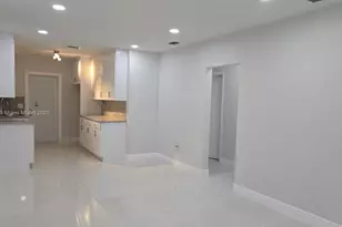 257 E 38th St, Hialeah, FL 33013 - Photo 23