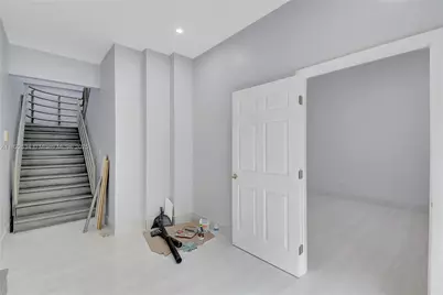 20129 NE 16th Pl #20129, Miami, FL 33179 - Photo 29
