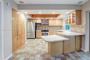 1531 SW 67th Terrace, Plantation, FL 33317 - Photo 5