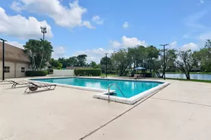 566 Village Lake Dr, Weston, FL 33326 - Photo 29