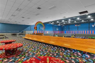 566 Village Lake Dr, Weston, FL 33326 - Photo 33