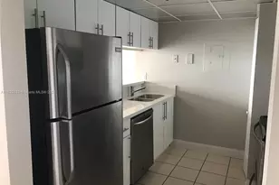 7601 E Treasure Dr, North Bay Village, FL 33141 - Photo 1