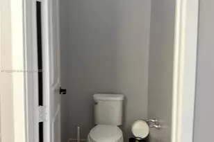 3278 W 97th Terrace, Hialeah, FL 33018 - Photo 47