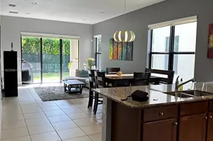 3278 W 97th Terrace, Hialeah, FL 33018 - Photo 33