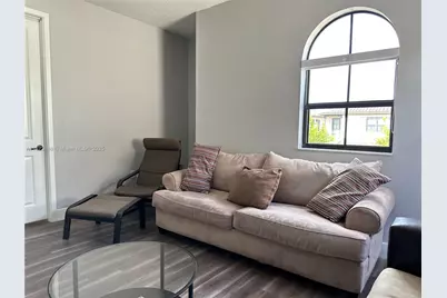 3278 W 97th Ter, Hialeah, FL 33018 - Photo 59