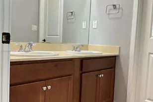 3278 W 97th Terrace, Hialeah, FL 33018 - Photo 55