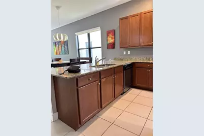 3278 W 97th Ter, Hialeah, FL 33018 - Photo 27