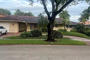 16120 E Troon Cir, Miami Lakes, FL 33014 - Photo 1