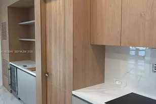 1700 NE 18th St, Fort Lauderdale, FL 33305 - Photo 25