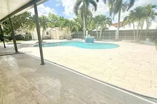 20401 SW 317th St, Homestead, FL 33030 - Photo 5