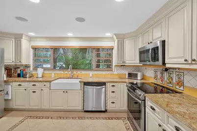4187 S Le Jeune Rd, Miami, FL 33133 - Photo 13