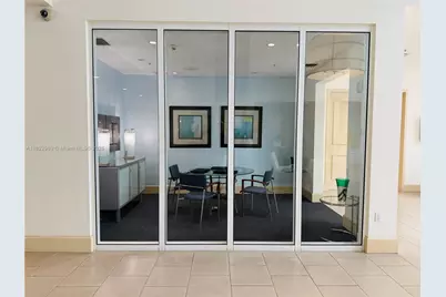 2001 Biscayne Blvd #2402, Miami, FL 33137 - Photo 55