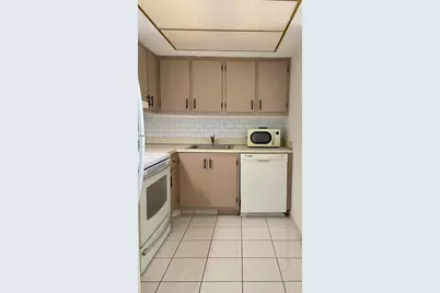 5550 NW 44th St #407B, Lauderhill, FL 33319 - Photo 7