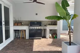 900 Diplomat Pkwy, Hollywood, FL 33019 - Photo 9