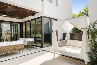 550 NW 42nd St, Miami, FL 33127 - Photo 21