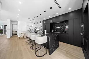 550 NW 42nd St, Miami, FL 33127 - Photo 9