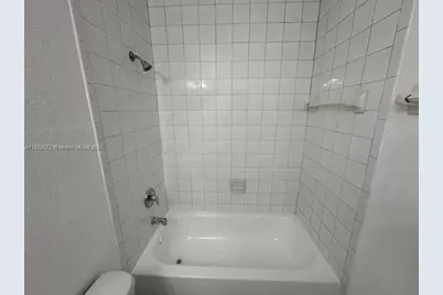 1661 SE 29th Ct #206, Homestead, FL 33035 - Photo 13