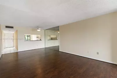 9455 N Belfort Cir #211, Tamarac, FL 33321 - Photo 9