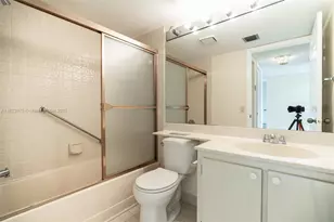 9455 N Belfort Cir, Tamarac, FL 33321 - Photo 19