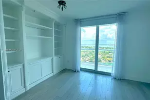 5900 Collins Ave, Miami Beach, FL 33140 - Photo 13