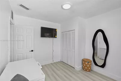 6474 Palm Ave, Hialeah, FL 33012 - Photo 45
