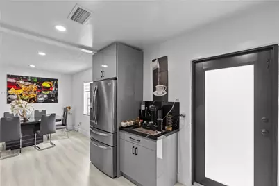 6474 Palm Ave, Hialeah, FL 33012 - Photo 37