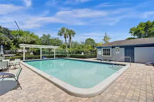 6653 Stratford Dr, Parkland, FL 33067 - Photo 29