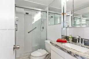 2101 S Ocean Dr, Hollywood, FL 33019 - Photo 21