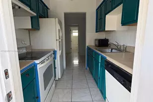 1816 McKinley St, Hollywood, FL 33020 - Photo 5