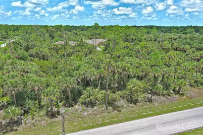 134 S Navarra Ave, Lehigh Acres, FL 33974 - Photo 3