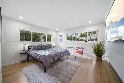 11530 NE 7th Ave, Biscayne Park, FL 33161 - Photo 45