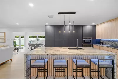 11530 NE 7th Ave, Biscayne Park, FL 33161 - Photo 19