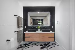 11530 NE 7th Ave, Biscayne Park, FL 33161 - Photo 41